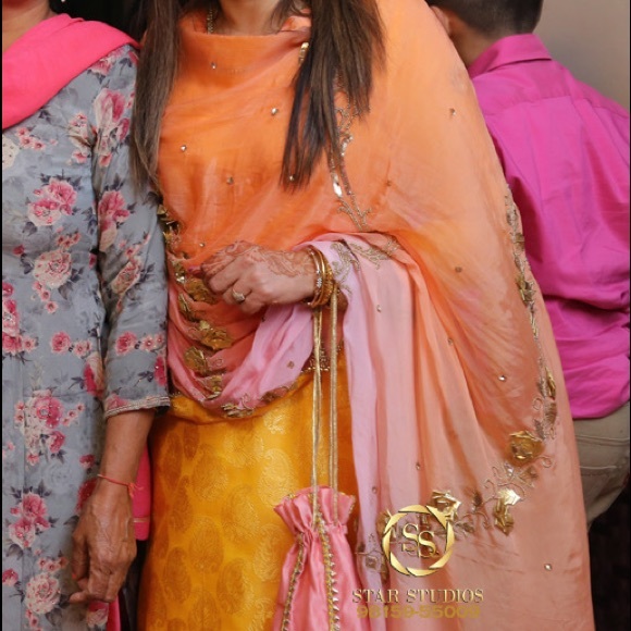 DIWALI SPECIAL!!!!!! Gorgeous sharara - Picture 3 of 16